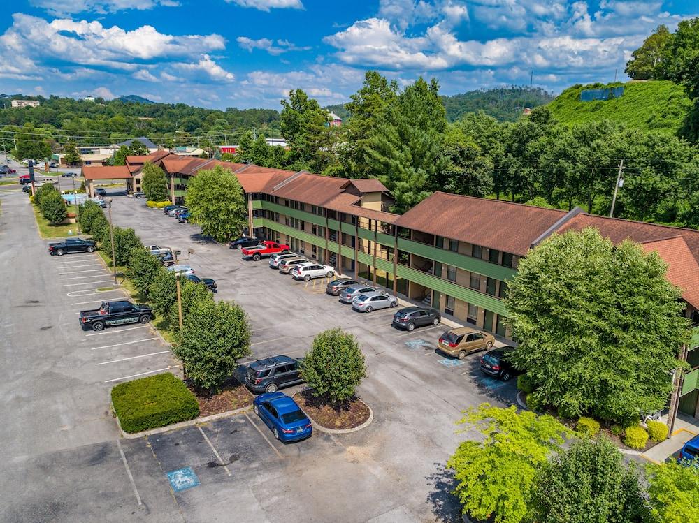 Days Inn By Wyndham Pigeon Forge South Exteriör bild